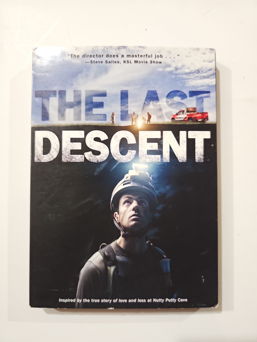 The Last Descent DVD - Black & Blue Cover
